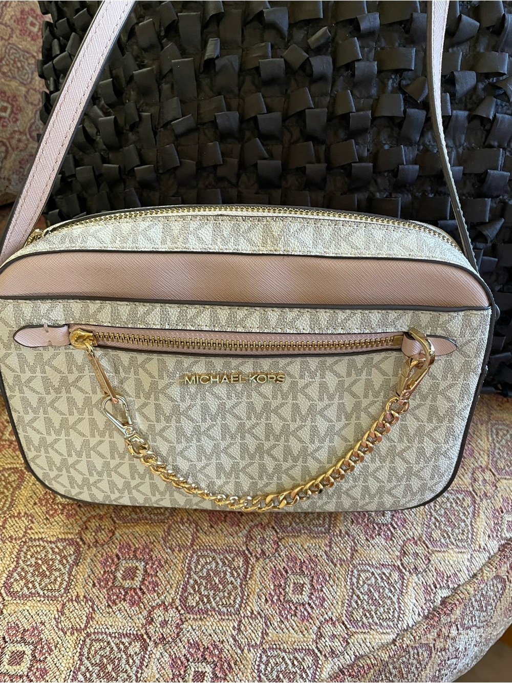 Michael Kors Jet Set Pink Blossom and Cream White Crossbody Bag 🩷